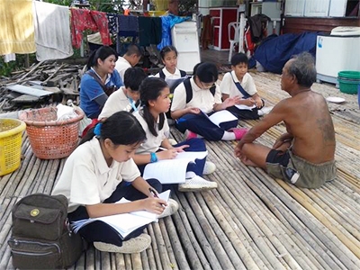 เยาวชน มาเรียนรู้วิถีชุมชน กับสมาชิกในชุมชนโดยตรง .. ชุมชนบ้านขุนสมุทรจีน ชุมชนประมงเล็ก ๆ ใกล้ ๆ กรุงเทพแค่นี้เอง