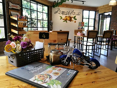 ร้านลำไยเฮ้าส์ อร่อยลำพูน