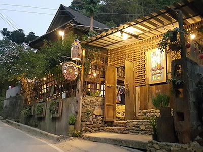 เฮือนบอกฮัก แม่กำปอง