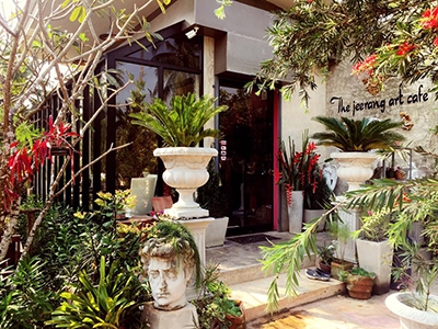 The jeerang art cafe บางคนฑี