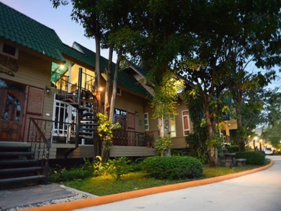 บ้านทิพย์สวนทอง Baantip Suantong Resort
