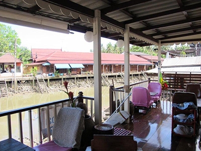 บ้านมะลิหอม โฮมสเตย์ อัมพวา