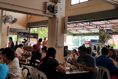 ก๋วยเตี๋ยวลูกทุ่งรุ่งเรือง ลำปาง