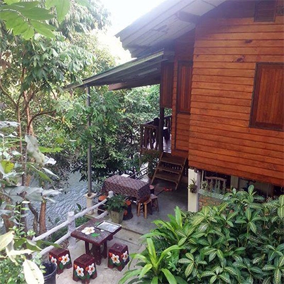 บ้านริมน้ำ โฮมสเตย์ พัทลุง