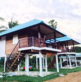 บ้านไม้หอม โฮมสเตย์ ชุมแสง นครสวรรค์